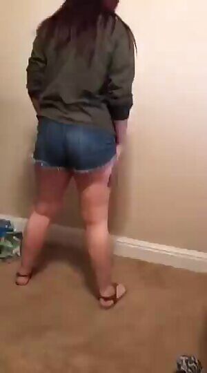 Drop it low girl 🥵💦