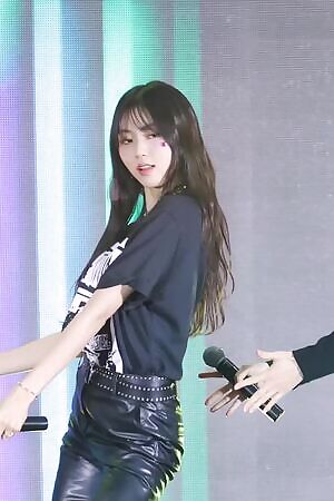 CLC - Eunbin and her cute leather butt