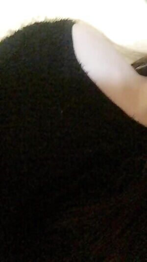 Need someone to feel me up right now