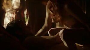 Josephine Gillan in S2E1