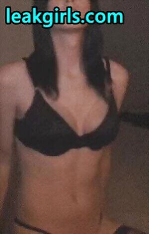 Kalindra Chan grinding gif