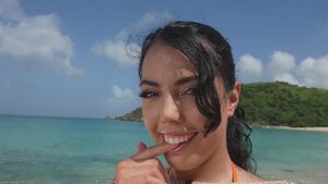 Rachel Rivers - Episode: 1943 (Location: St Martin)