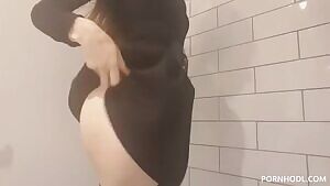 Secret Bathroom Show