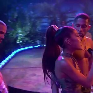 Grinding Bodies On Stage!