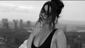 Vanessa Hudgens never fails to get me to cum