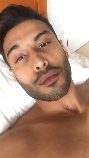 Everyone here seems so hung, so trying to find some love for the little guys