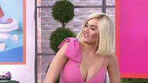 Katy Perry's fat tits look like they're getting bigger