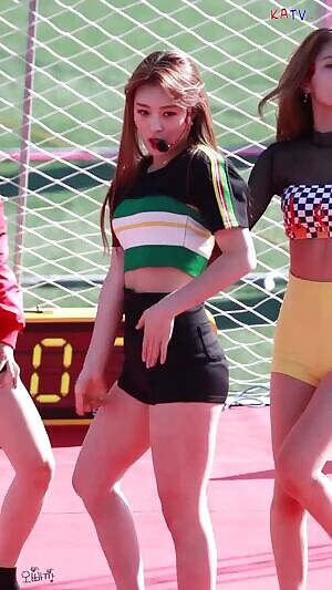 NeonPunch - Baekah - 181027