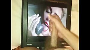 Miley Cyrus older tribute