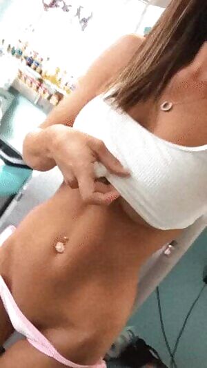 Of all the good shings she has. That smile though