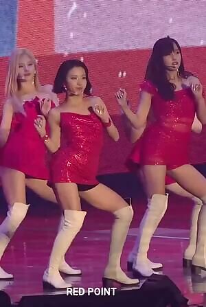 Twice - Chaeyoung feat. Sana