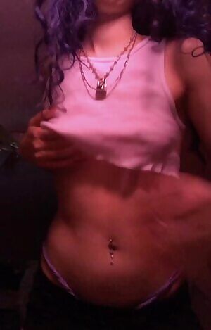 find me on onlyfans: madiisonrose + comment what you think? lets talk <3