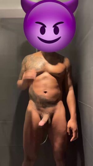 Black Dick BBC Piss Pissing Solo