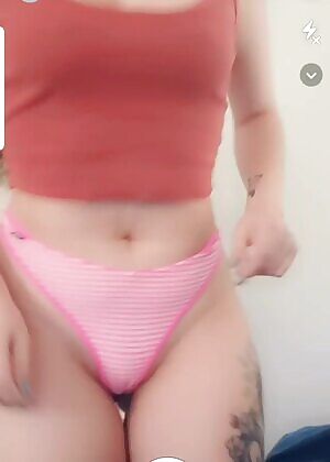 Hi, loves 💋 Take This Thong Off Of Me❤ It's Been Rubbing Against All My Tight and Wet Spots All Day😘《KIK》Lsdirtycloset
