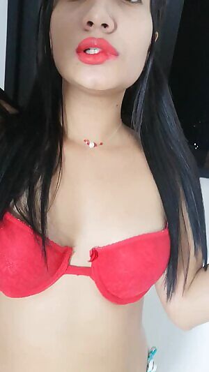 Still up and ready to get all of your attention tonight for some dirty vanilla play💋 , Let me take care of your cock and give it a good treatment for the rest of the holiday!📸🤩