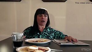 Breakfast taco > pancakes