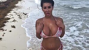 Beach Bimbo