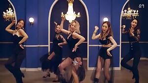 SNSD - Lil' Touch MV