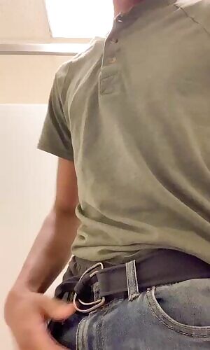 Any MILFs around campus to help this virgin cub out? 😁