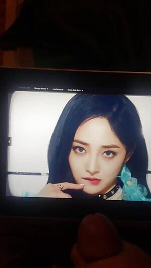 Ex-IOI/Ex-PRISTIN - Kyulkyung 