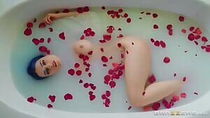 Dripping In Jewelz Blu with Small Hands - Brazzers Exxtra