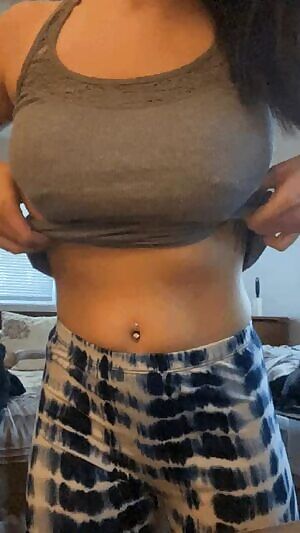{F}irst titty drop.. did I do it right? {24}