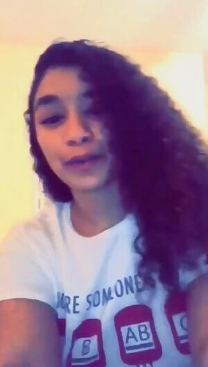 Shake it like a polaroid picture 😜🍑