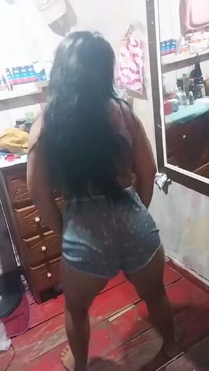 Clothed Twerking Amateur Ass Latina TikTok