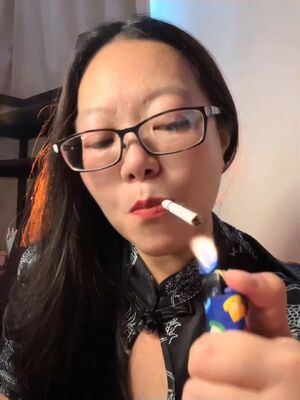 Smoking Asian Girls Chinese Clips4Sale Fansly
