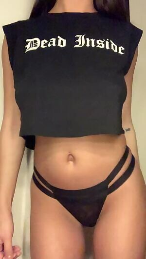 I want to choke on a fat cock right now. fuck my throat.