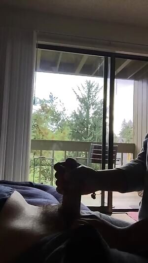 Would love a hand or mouthful right now