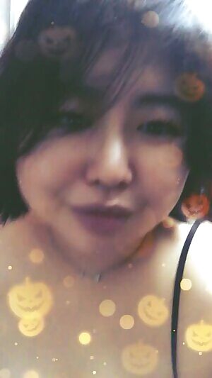 No tricks here, give me your hard cock and come home to your treat 🎃