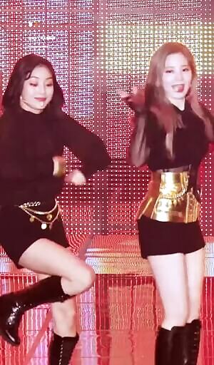 Twice - Jihyo, Dahyun, Sana & Jeongyeon