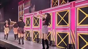 Twice-Jihyo Jiggle