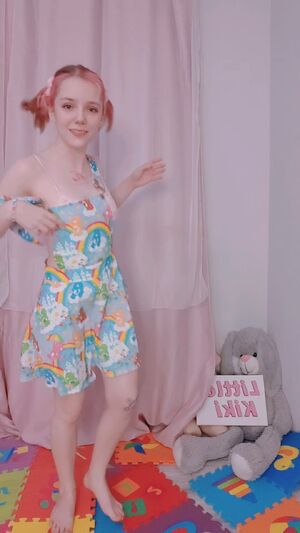 Babysitters Barely Legal Dance Daughter Pale