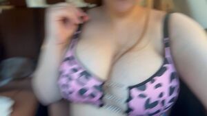 Bouncing BBW Big Tits Boobs Thick