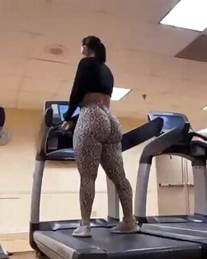 Big Ass on the treadmill
