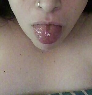 Anyone interested in this tongue? I’m still taking applicants for my first blowjob. 😮