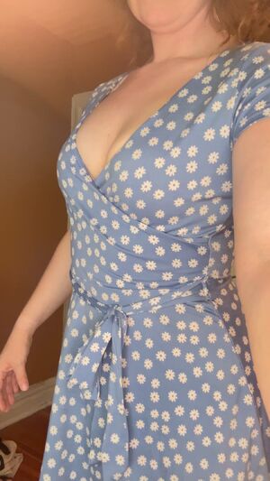 On/Off Crossdressing Dress Striptease Undressing