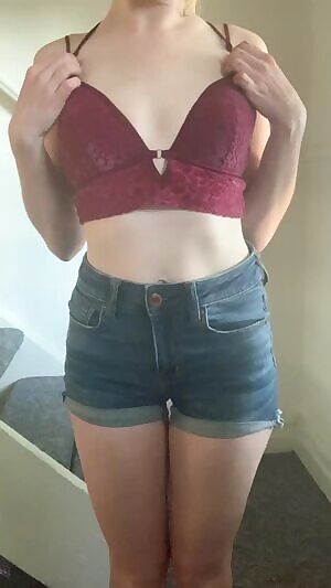 A little strip tease to brighten your riday night <3