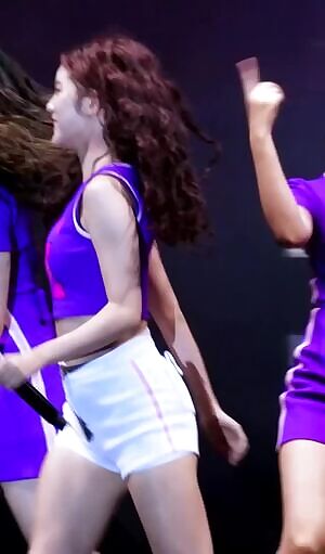 DAISY, JANE, AHIN & HYEBIN