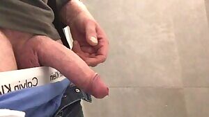 My thick dick likes thick girls.