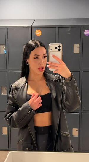 Bimbos Asshole Bimbo Brunette Naked