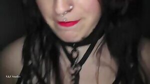 Naugthy Amateur with Leash in Blowjob