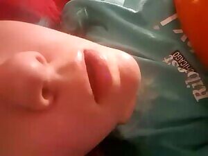 This gi will make you want a taste too...