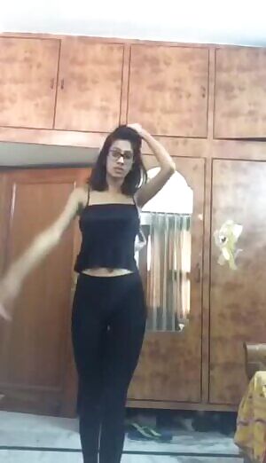 Desi Girl Nude Strip 😍🔥 Full Video in Comment👇 Runtime: 2 minutes 46 second