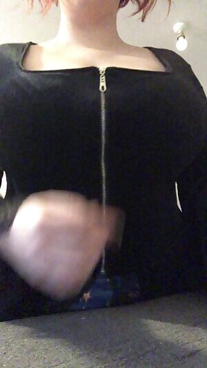 My struggle with my zip to my titties.