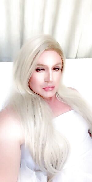 First Naughty Video. Prob Delete Later.