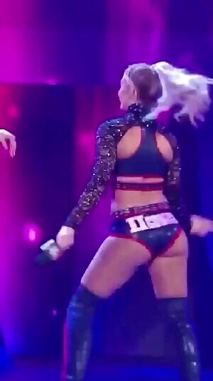 Imagine Peyton grinding on you like that