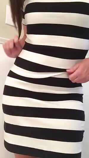 NSFW_GIF - She's a tease